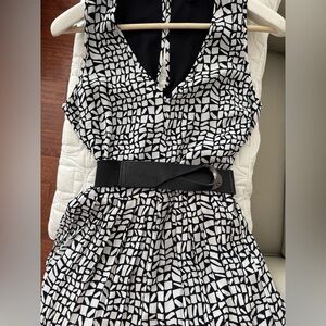 NWT - Ann Taylor sleeveless jumpsuit with flowy pleated attached pants, Size 6